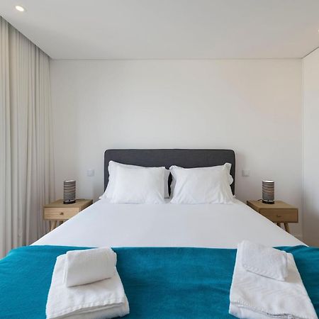 Lovelystay - Central Flat W/ Ac & Balcony Porto Luaran gambar